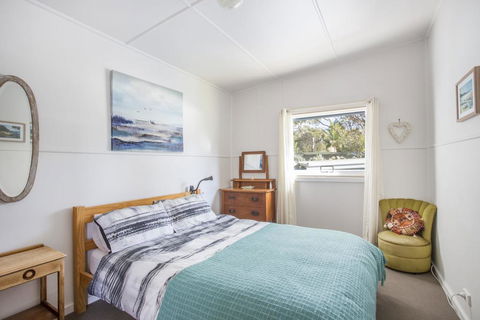 681 Murramarang Rd - Retro Beach Cottage - Accommodation Asia 3