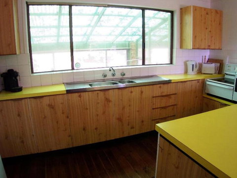 74 Ocean Parade - Accommodation Asia 1