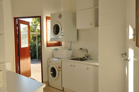 77 Cooloola Drive-Rainbow Beach - Accommodation Asia 1