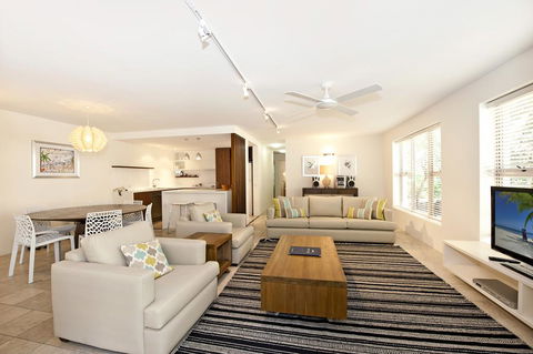 8 Alderly - Accommodation Asia 2