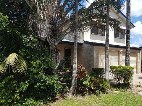 8 Hakea Place - Family Home On A Quiet Street, Close To Beach & Shops, Pet Friendly - Accommodation Asia 0