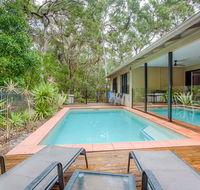 8 Ibis Court - Rainbow Shores Swimming Pool Walk to Beach Executive Beach House - Accommodation Asia