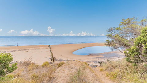 9 Charmandene On The Beach - Accommodation Asia 1