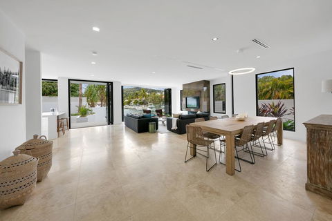 9 Ravenwood - Accommodation Asia 3