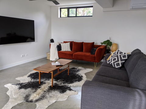 A Home Away From Home - Accommodation Guide 0