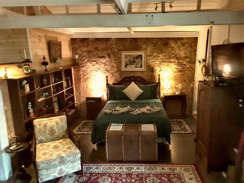 A La Folly - Accommodation Asia 0