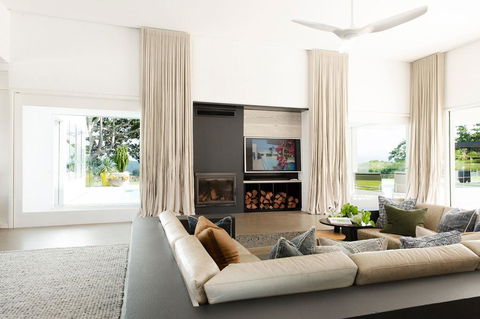 A PERFECT STAY - Amileka - Accommodation Asia 2