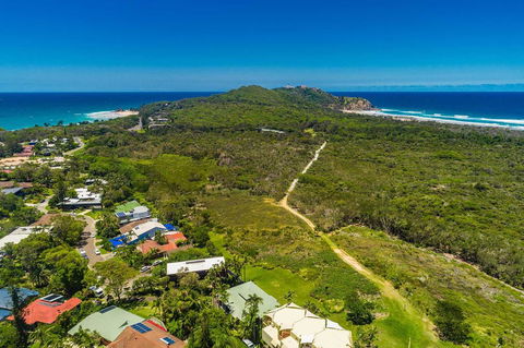 A PERFECT STAY - Cape Breeze - Accommodation Guide 3