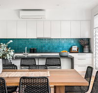 A PERFECT STAY - Shore Beats Work - Accommodation Guide