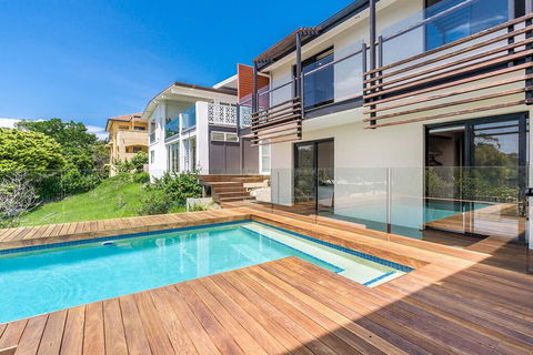 A PERFECT STAY - The Lookout - Accommodation Asia 1