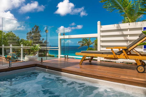 A PERFECT STAY - The Palms At Byron - Views Over Wategos Beach - Accommodation Asia 2
