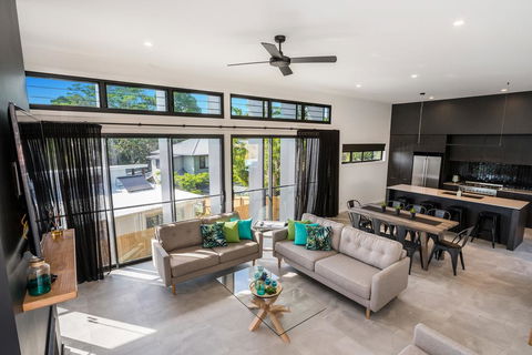 A PERFECT STAY - Wollumbin Haus Byron - Accommodation Asia 3