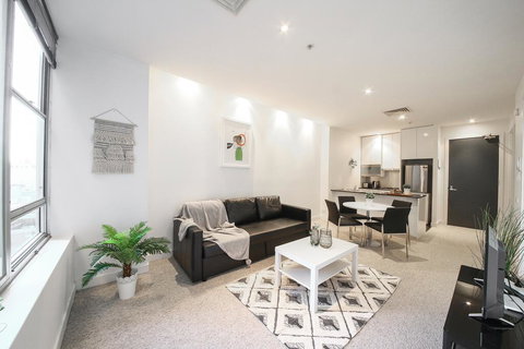 A Spacious & Central 2BR Apt Near Flinders Station - Accommodation Asia 0