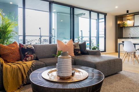 Abbotsford Playhouse Luxury Penthouse, Yarra Views, Double Parking - Accommodation Asia 3