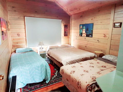 Abelia Cottages SPA LAKESIDE COTTAGE NO 1 - Accommodation China 1