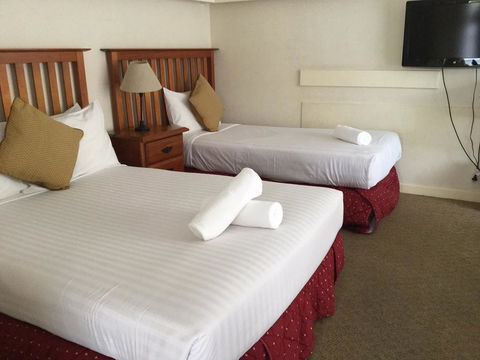 Aberdeen Motor Inn - Accommodation Guide 2