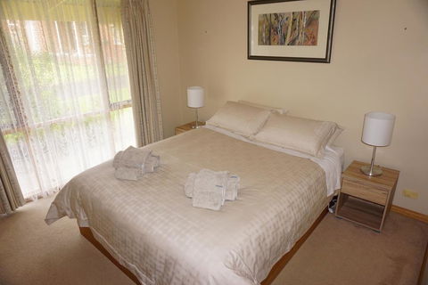 Abrigo Apartment - Accommodation Guide 1