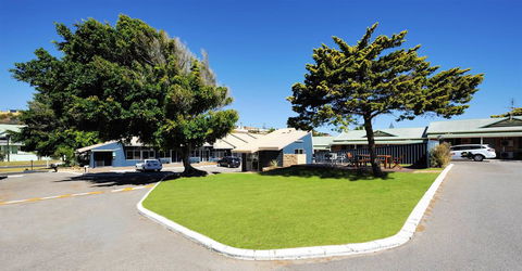 Abrolhos Reef Lodge - Accommodation Asia 0