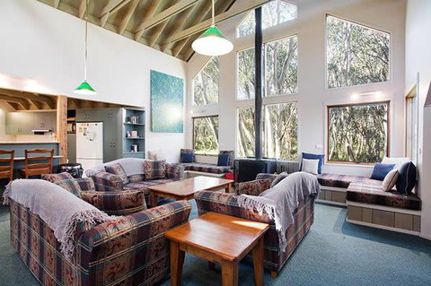 Absinthe - Accommodation Asia 2