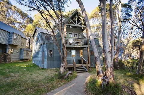 Absinthe - Accommodation Asia 0