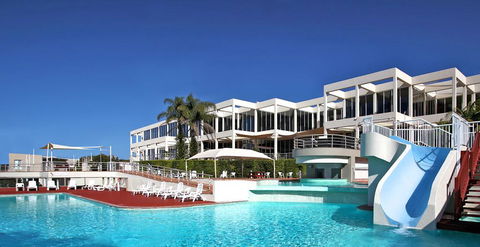 Absolute Beachfront Opal Cove Resort - Accommodation Asia 0