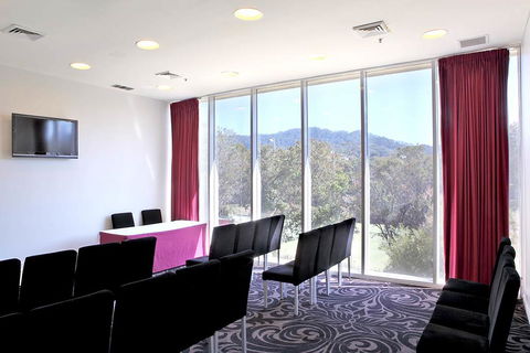 Absolute Beachfront Opal Cove Resort - Accommodation Asia 3