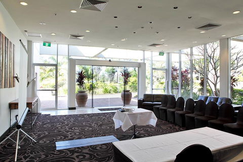 Absolute Beachfront Opal Cove Resort - Accommodation Asia 2