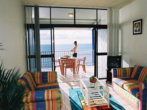 Absolute Beachfront With Million Dollar Views - Accommodation China 3