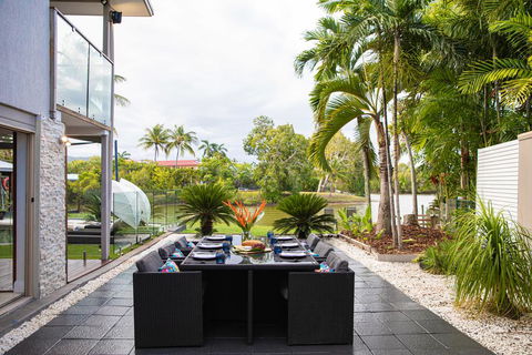 Absolute Lakefront - Port Douglas - Accommodation Asia 0