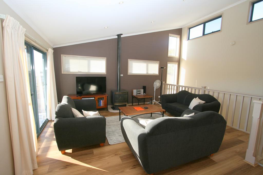 Gunningrah NSW Accommodation Asia