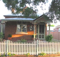 Acacia Cottage on Peel Bathurst - Accommodation Asia