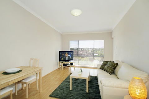 Acacia Holiday & Business Stay - Accommodation Asia 0