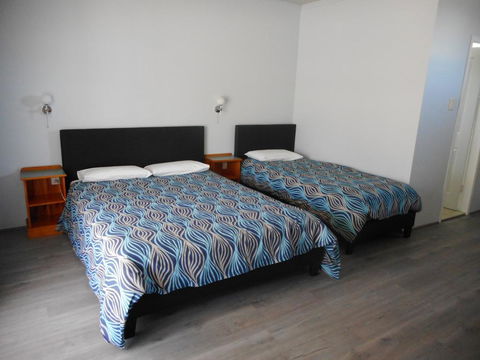 Acacia Rose Motor Inn - Accommodation Asia 2