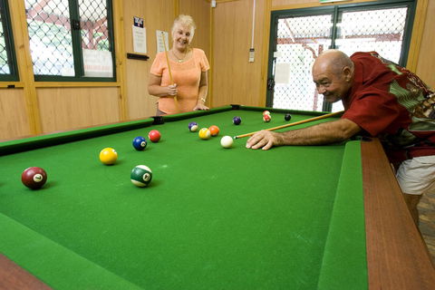 Acclaim Kingsway Tourist Park - Accommodation Asia 1