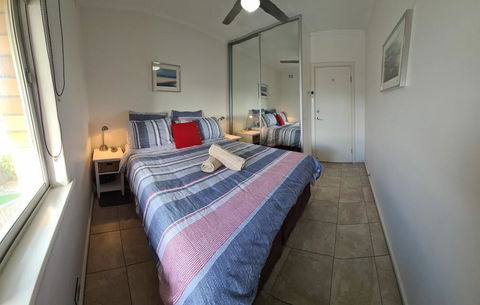 Acushla Accommodation Esplanade Living Self Check-In Self Check-Out - Accommodation Guide 1