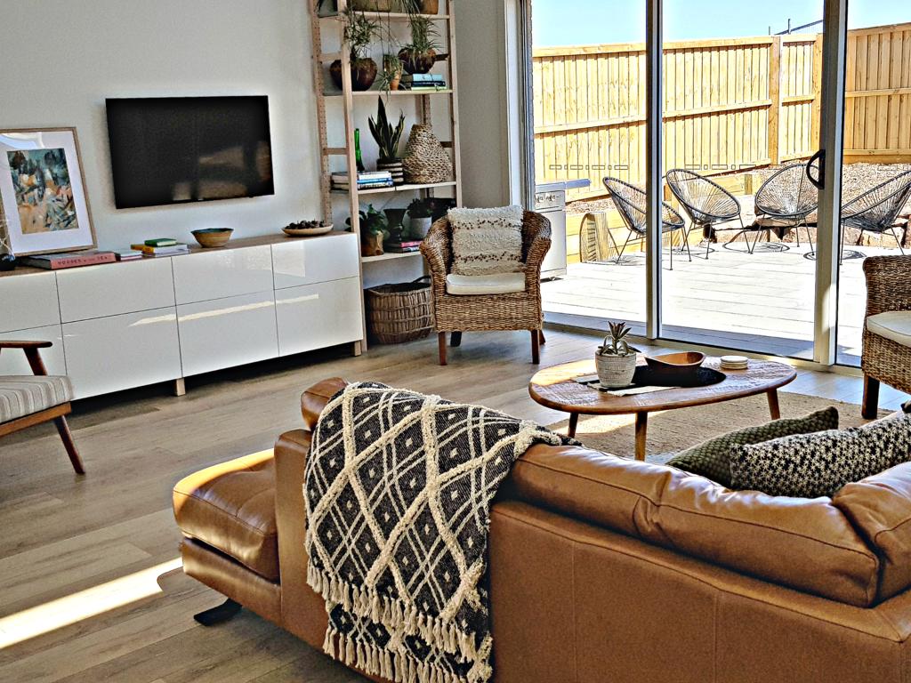  Accommodation Asia