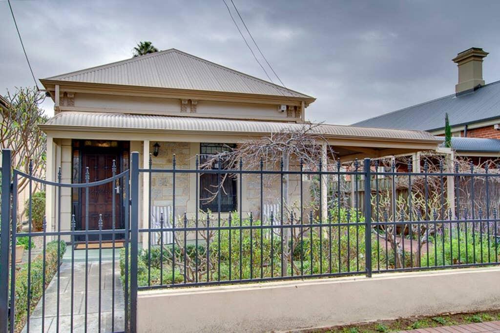 St Peters SA Accommodation Guide