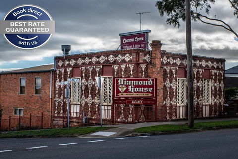 Diamond House Heritage Restaurant And Motor Inn - Accommodation Asia 0