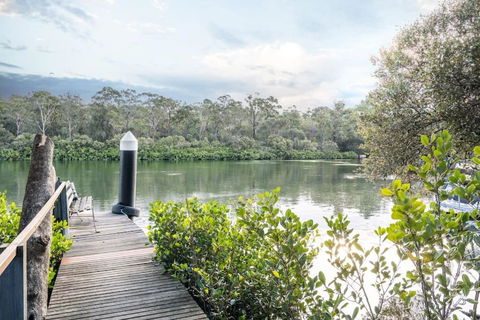 East Hills Waterfront Bliss - Accommodation Asia 0