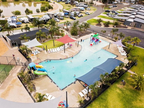 Discovery Parks - Moama Waters - Accommodation Guide 0