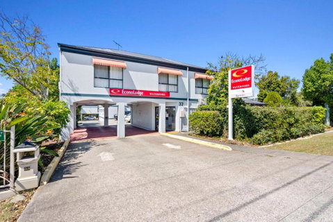 Econo Lodge Waterford - Accommodation Guide 0