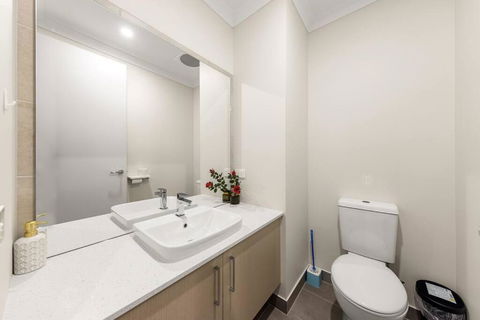 Entire Luxury House In Wantirna South - Accommodation China 4
