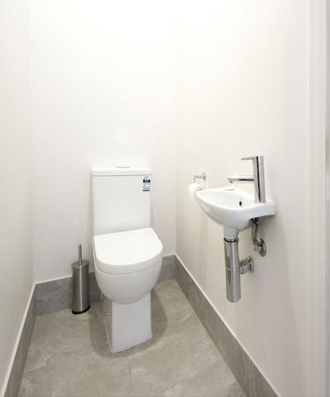 Executive Home Accommodation 34 - Accommodation Asia 1