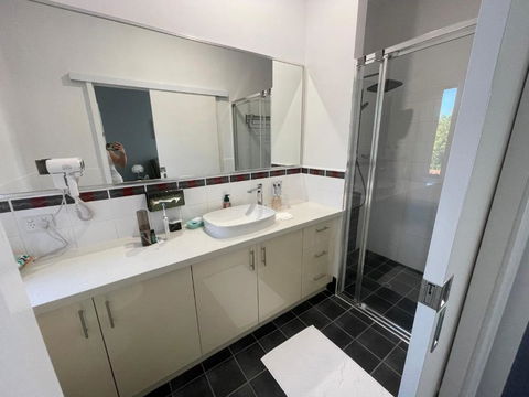 Equitice Spring Moonlight Villa - Accommodation Guide 2