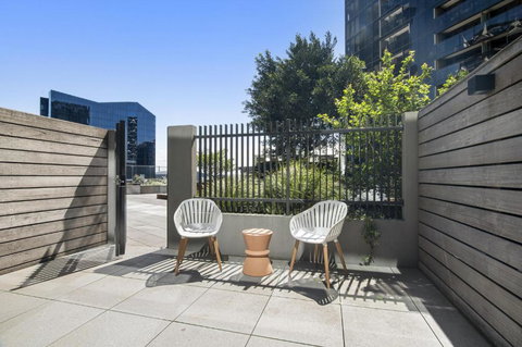 Fabulous 1-Bed With Pool And Private Courtyard - Accommodation Guide 3