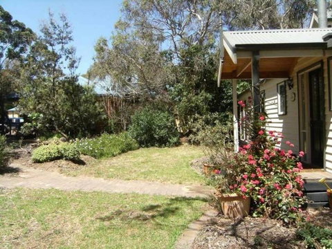 Fairways - Accommodation Guide 2