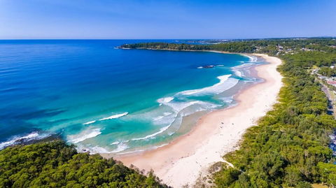 Family Coastal Escape Narrawallee NSW - Accommodation Asia 0