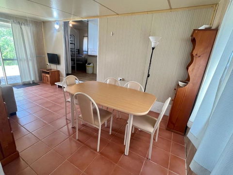 Family Getaway Cabin 50 - Accommodation Asia 2