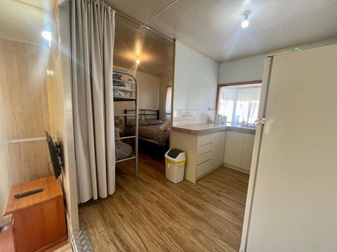 Family Getaway Cabin 50 - Accommodation Asia 4
