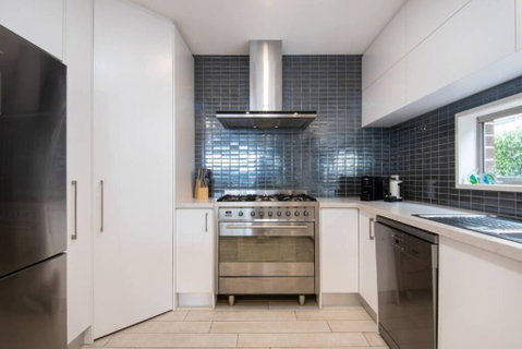 Family Tides Beach House - Accommodation Guide 4